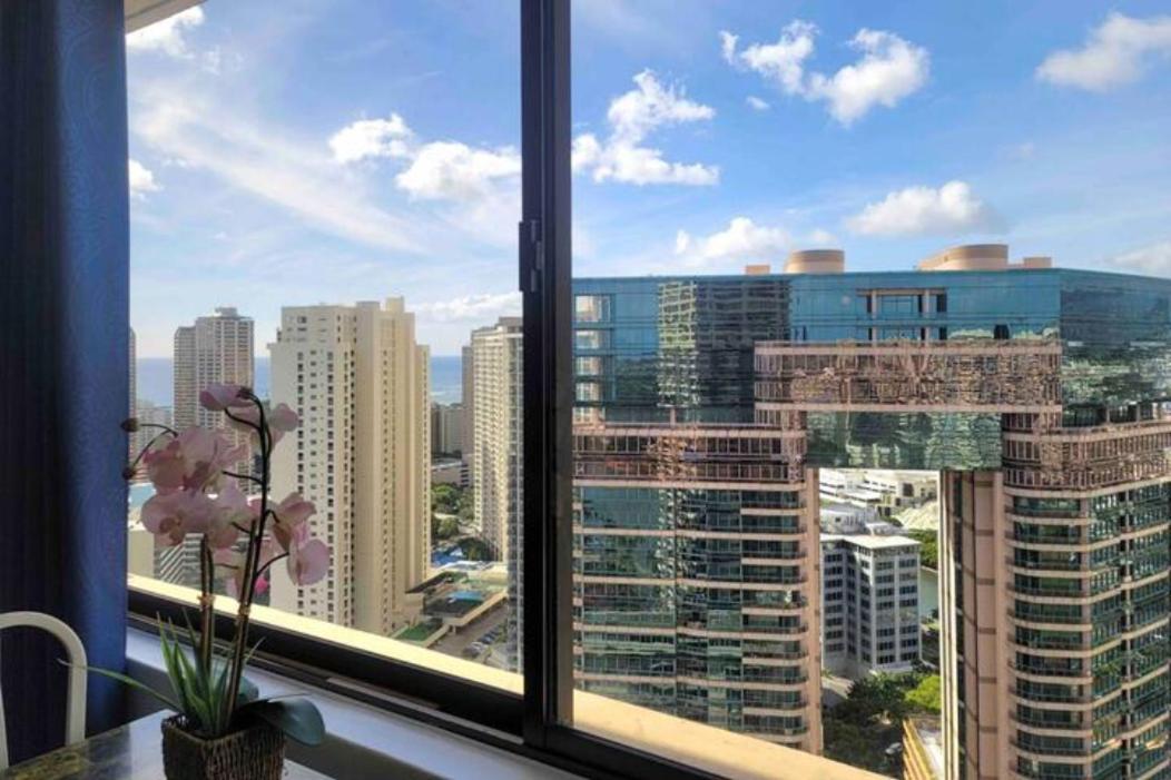 Waikiki Condo High Floor Views Beaches Convention Center Гонолулу Екстер'єр фото